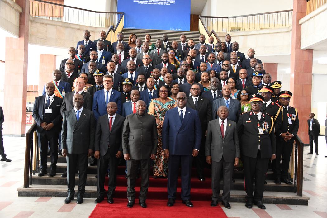 Le Président de la République préside la cérémonie marquant le dixième anniversaire du Collège de Hautes Etudes de Stratégie et de Défense jumelée de la cérémonie de clôture de l’année 2025-2026 et du lancement de l’année 2026-2027 au CHESD et à l ESAM