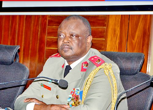 LE GENERAL MAJOR MUBIAYI MAMBA Augustin, nouveau commandant du Collège des Hautes Etudes de Stratégie et de Défense (CHESD)